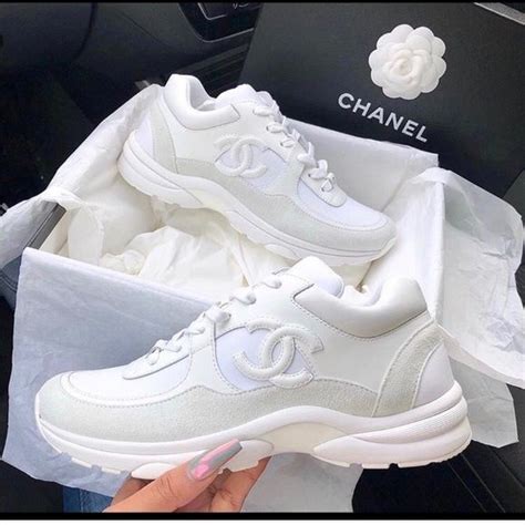 chanel white sneakers 2021.